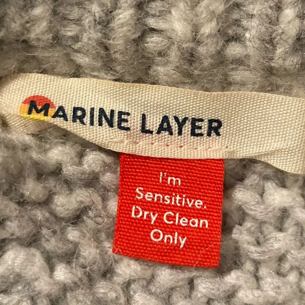 Marine Layer Dani cable knit gray alpaca blend crewneck sweater. Size S - Image 4