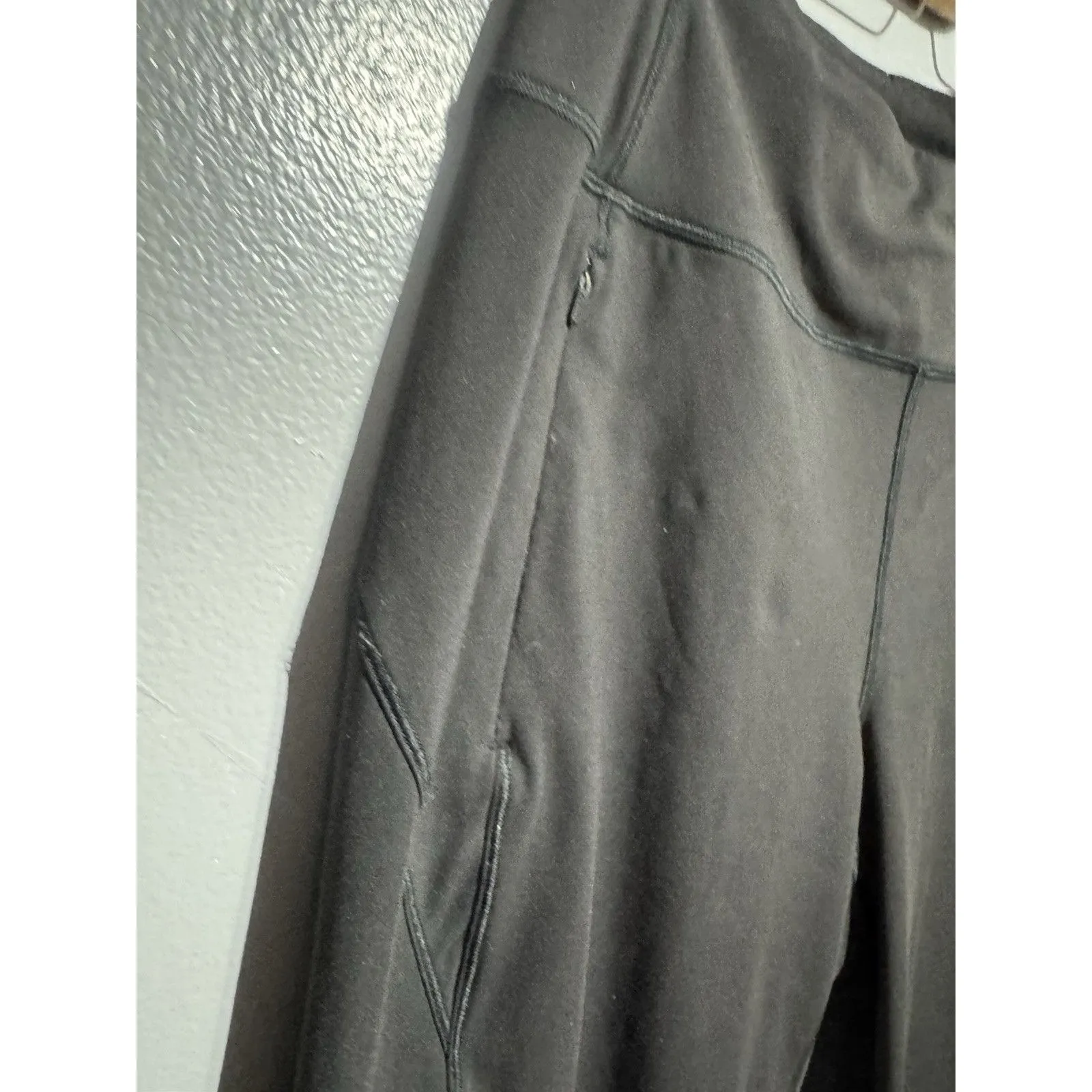 Athleta Pants Women's Black Large Distance Jogger Zip Pockets Athletic Pants - Image 4
