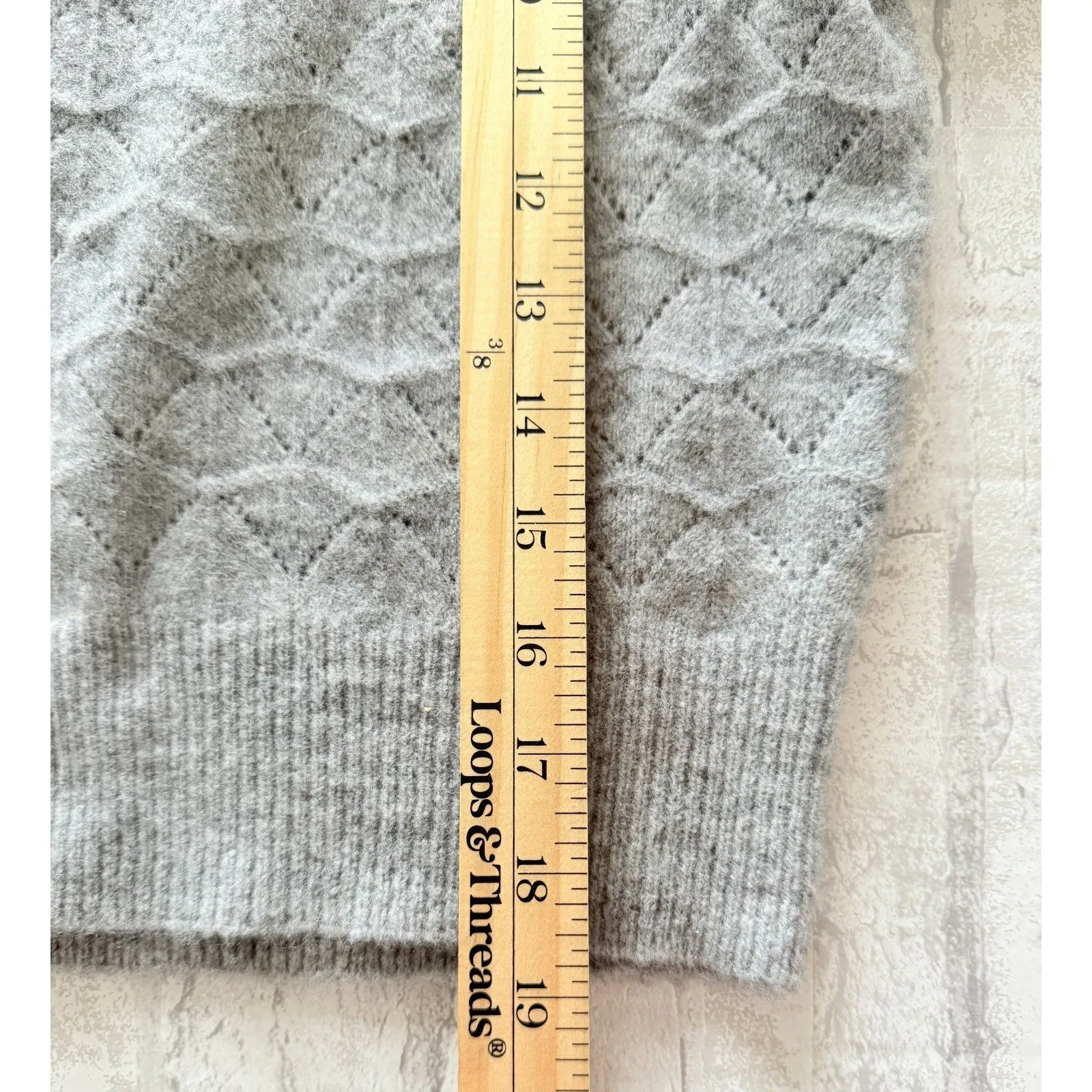 ASTR the Label Textured Turtleneck Wool Blend Light Gray Sweater Sz XS - Image 8