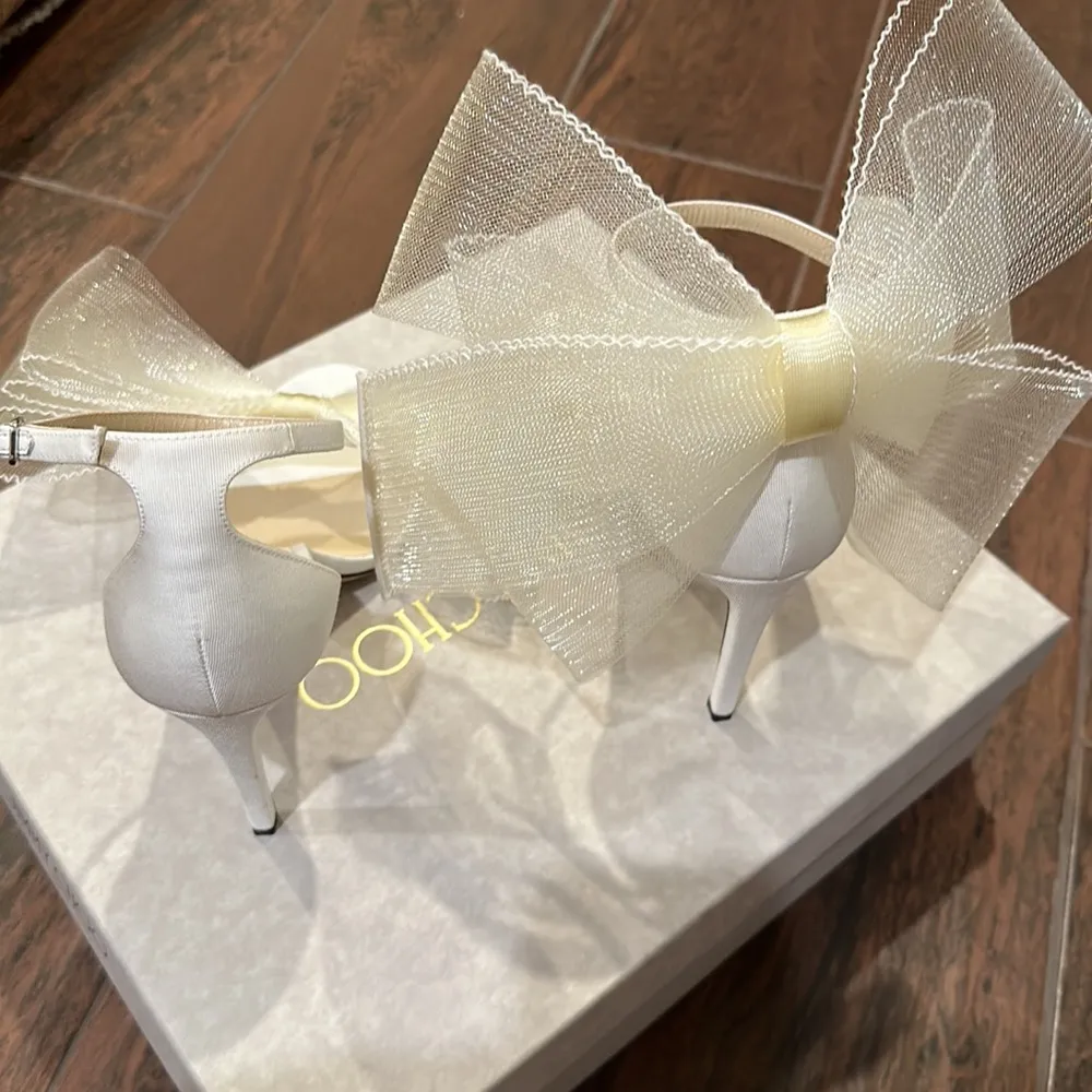 Jimmy Choo Aveline White Bow Heels - Image 9