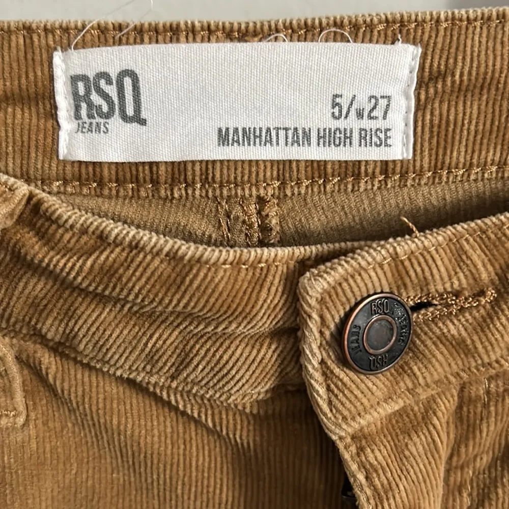 CTilly’s RSQ Women’s Manhattan High Rise Skinny Cord Pant Jean in Caramel - Image 3