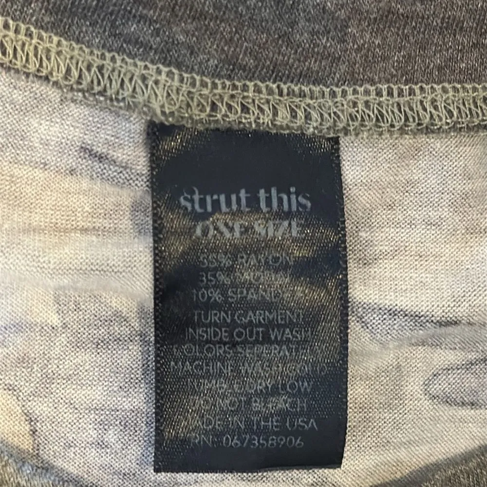 Strut This Women’s Faded Camouflage Short-sleeve T-Shirt (One Size) - Image 4