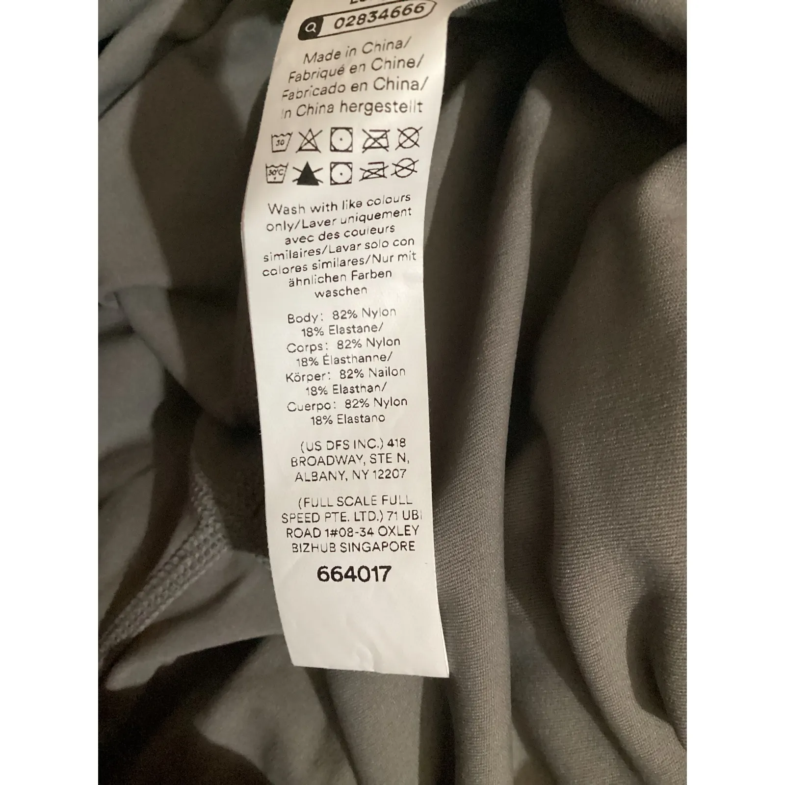 Halara High Waisted Pocket Shorts Grey Athletic Lounge Size L 664017 - Image 4