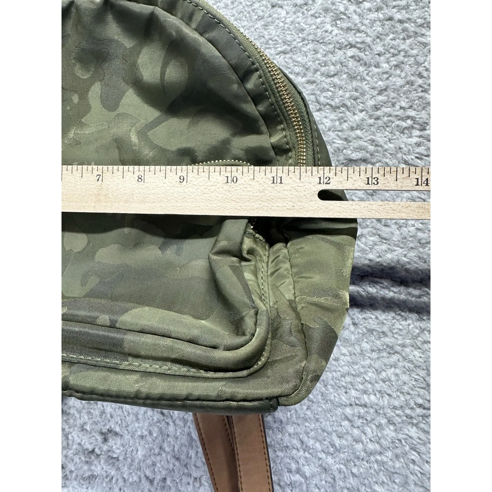 Tommy Hilfiger Women's Petite Backpack  Green Camo Green Multiple Pockets - Image 13