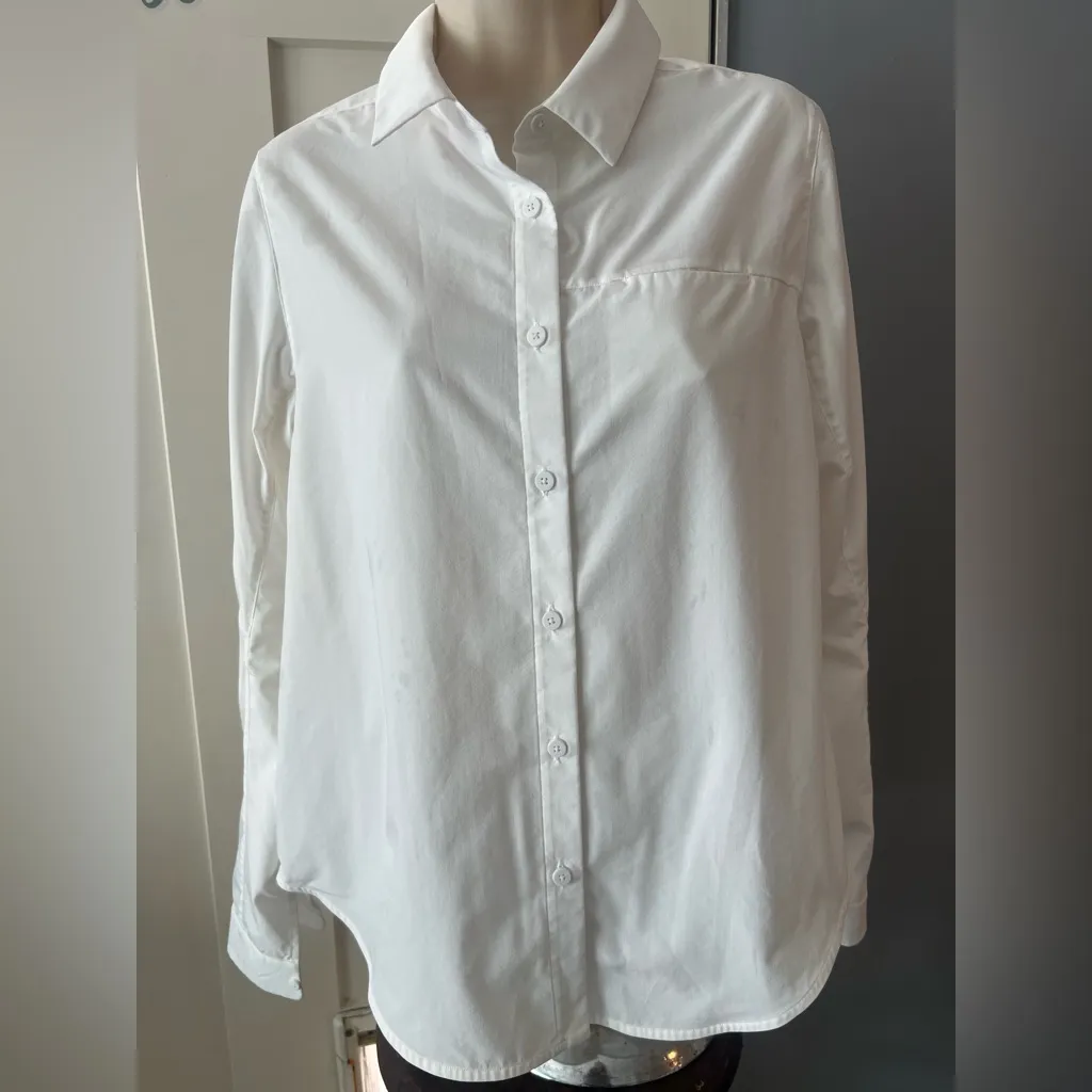 Lululemon Athletica White Scalloped Collar Top - Image 8