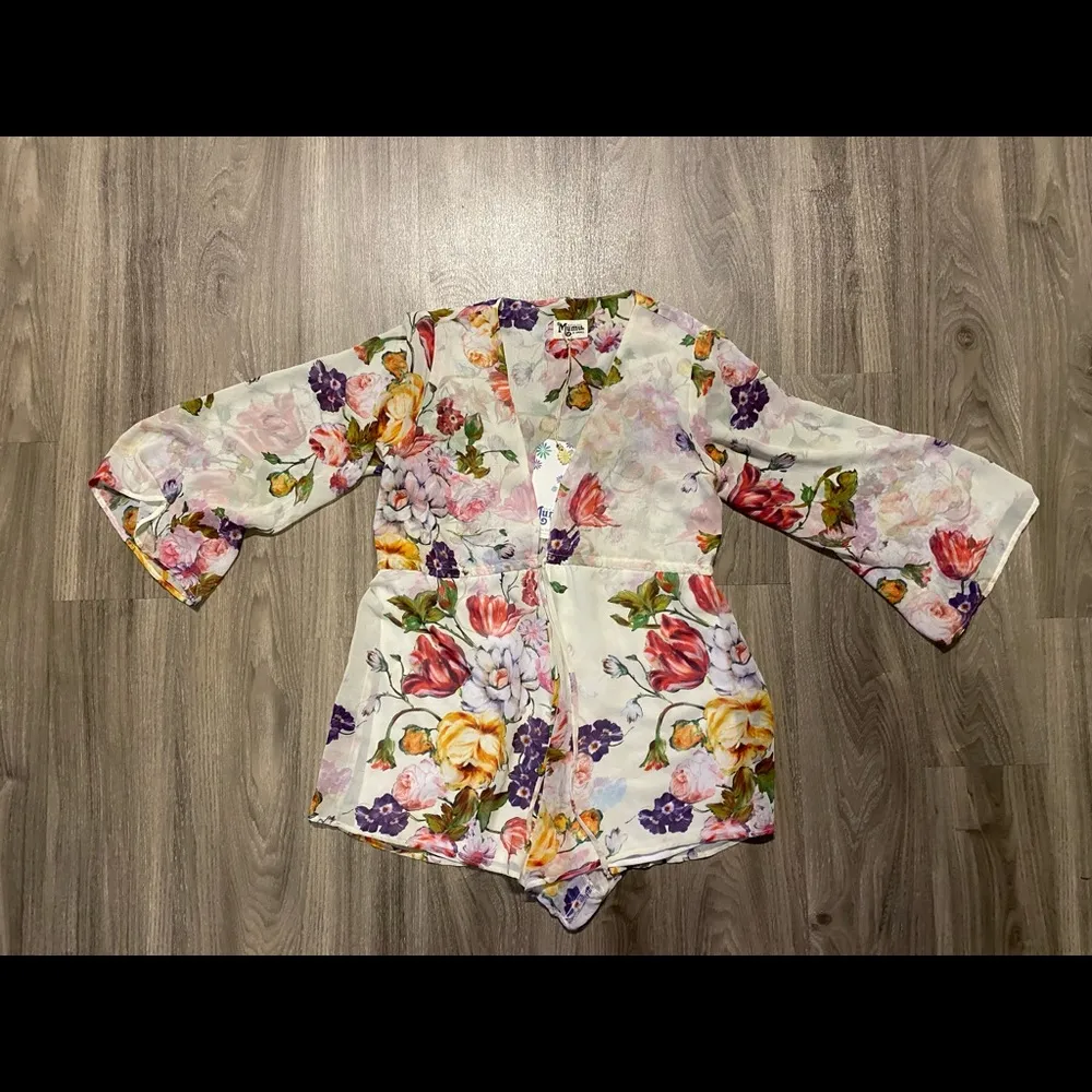 NWT Show Me Your Mumu Lady In Lace Floral Roxy Romper, Size Small - Image 3