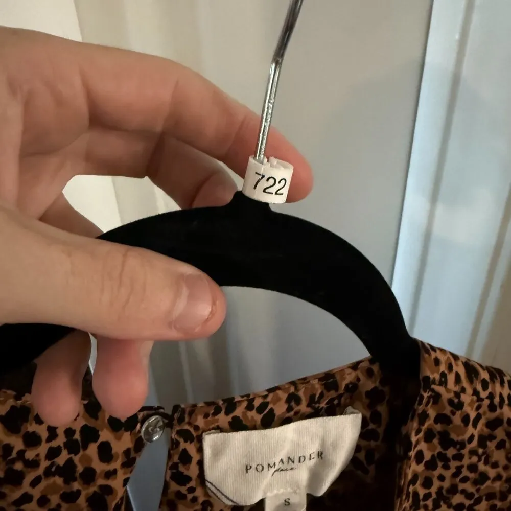 Tuckernuck Pomander Place Leopard Carlota Peplum Puff Sleeve Top Size Small Brown - Image 4