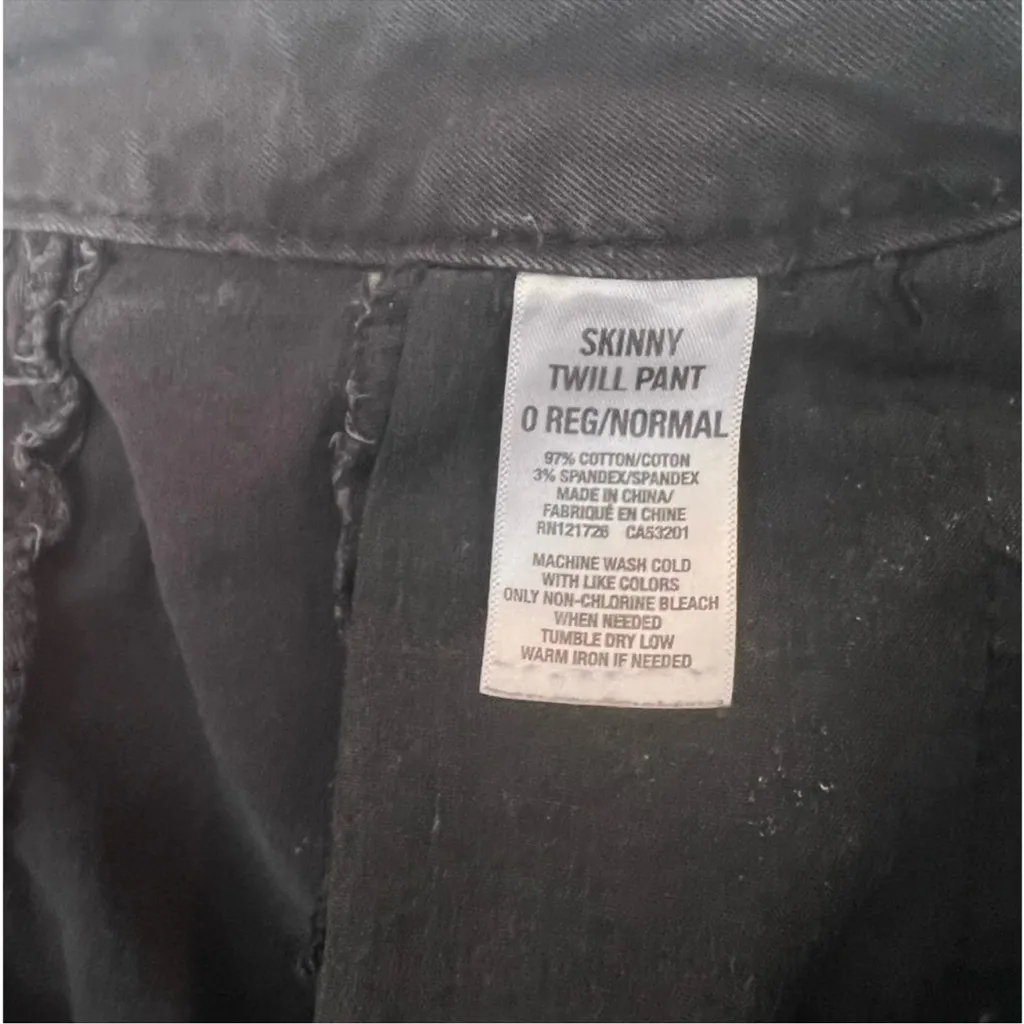 Aeropostale  black skinny twill pants jeans
Black Slim Fit Pants - Image 3