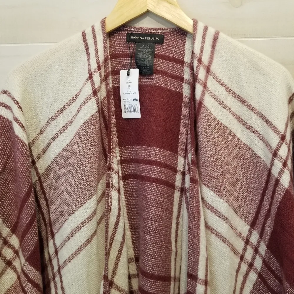 {OS} NWT Banana Republic Mariana Plaid Red Fringe Komono Blanket Cashmere Blend - Image 4