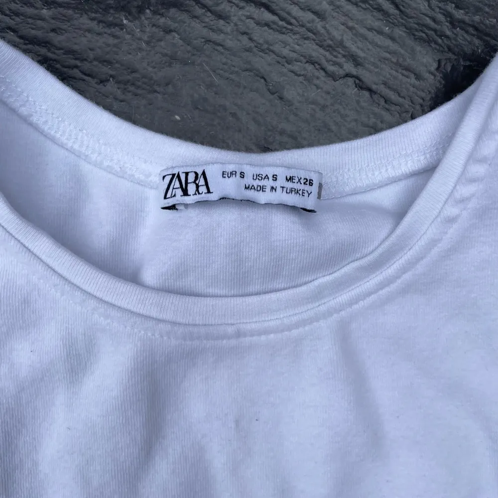 Classic Zara cropped top - Image 3