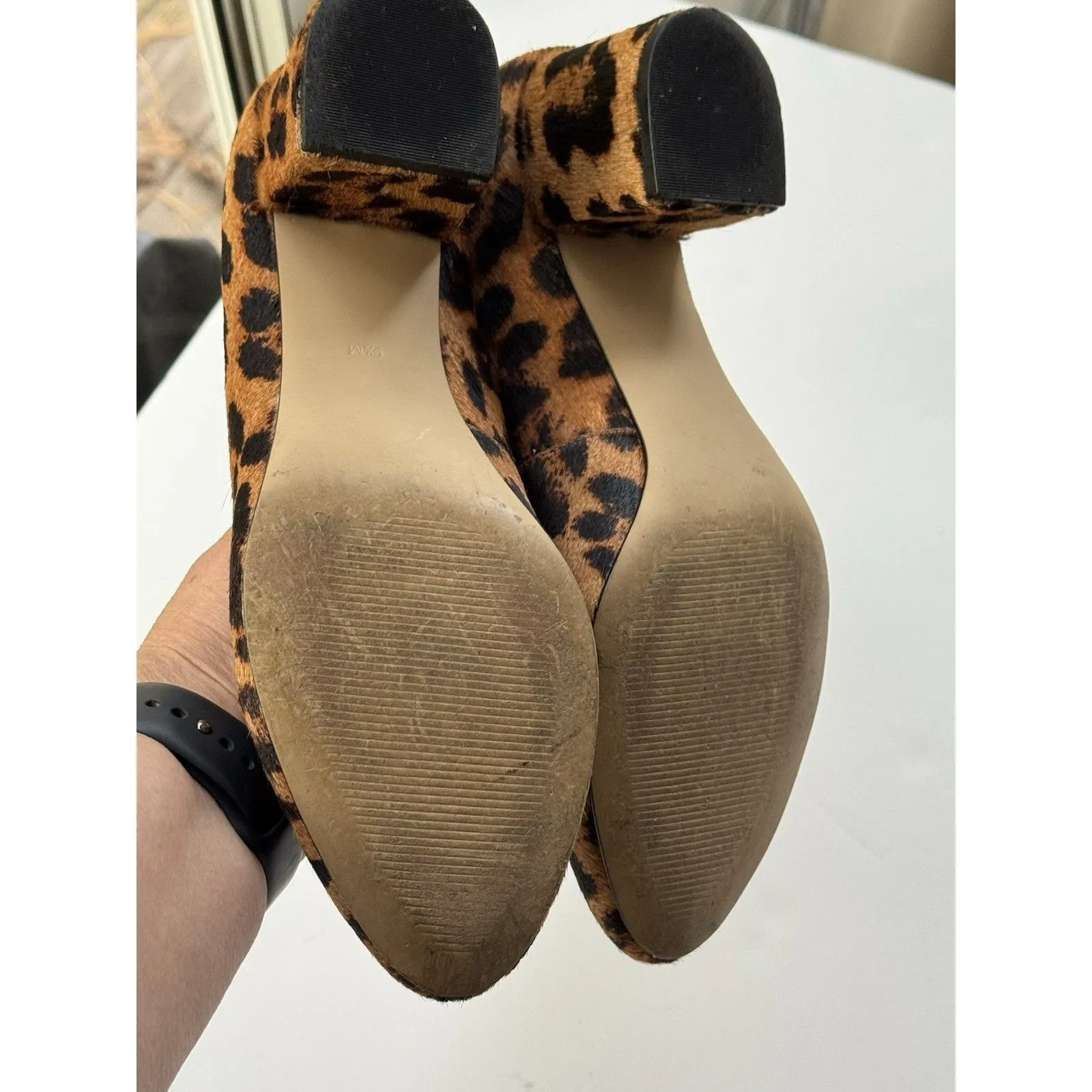 Talbots Calf Hair Cheetah Print Block Heel Pumps Size 9.5 Round Toe Business - Image 11