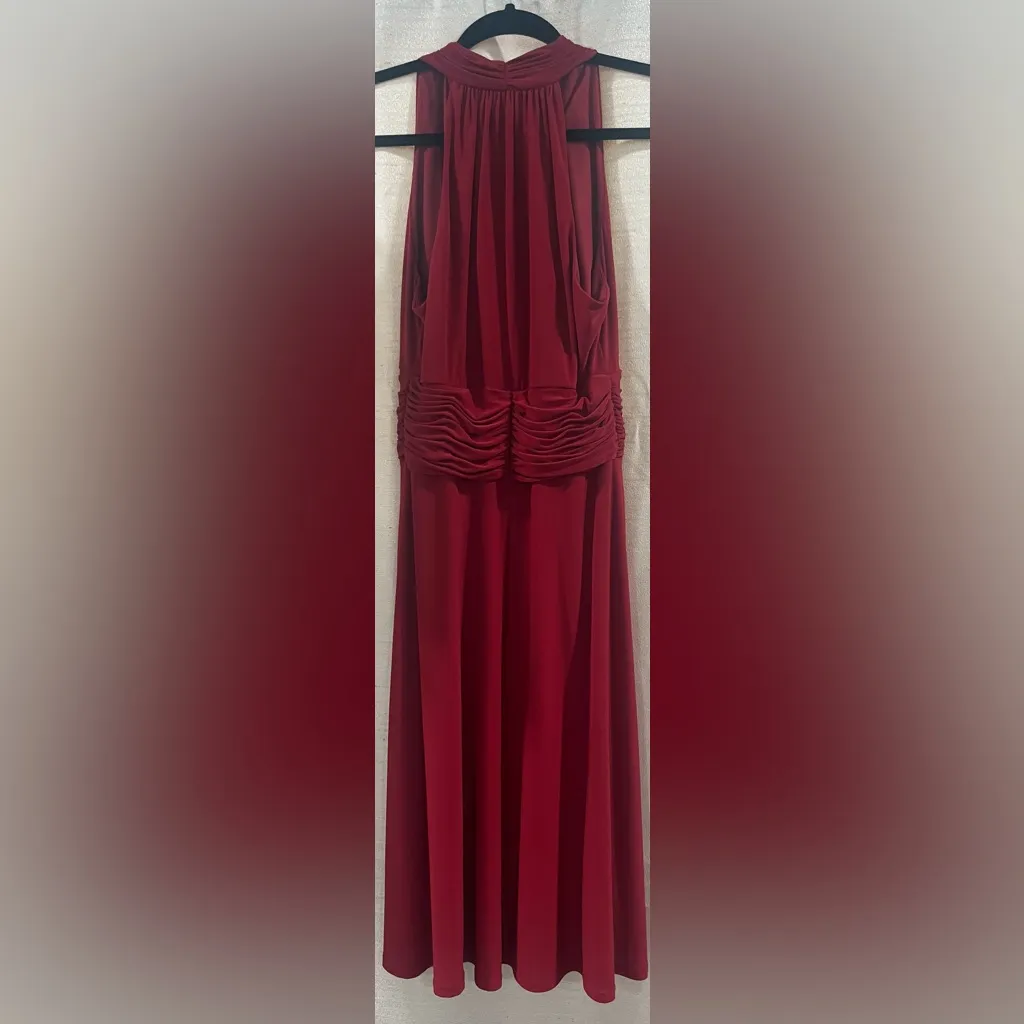 Jones wear dress - Image 3