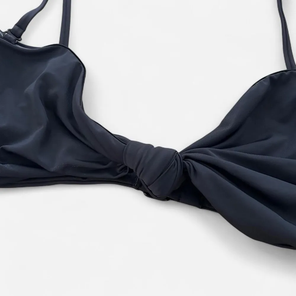 Good American Women's Sexy Twist Knotted Bandeau/Strap Bikini top large - Image 3