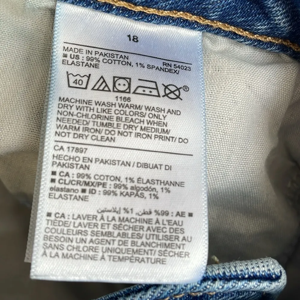 Old Navy High Rise O.G Straight Jeans - Image 5