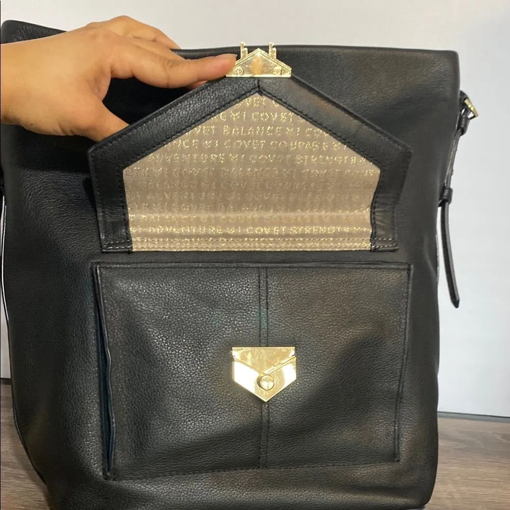 Stella and Dot covet black leather tote bag - Image 7