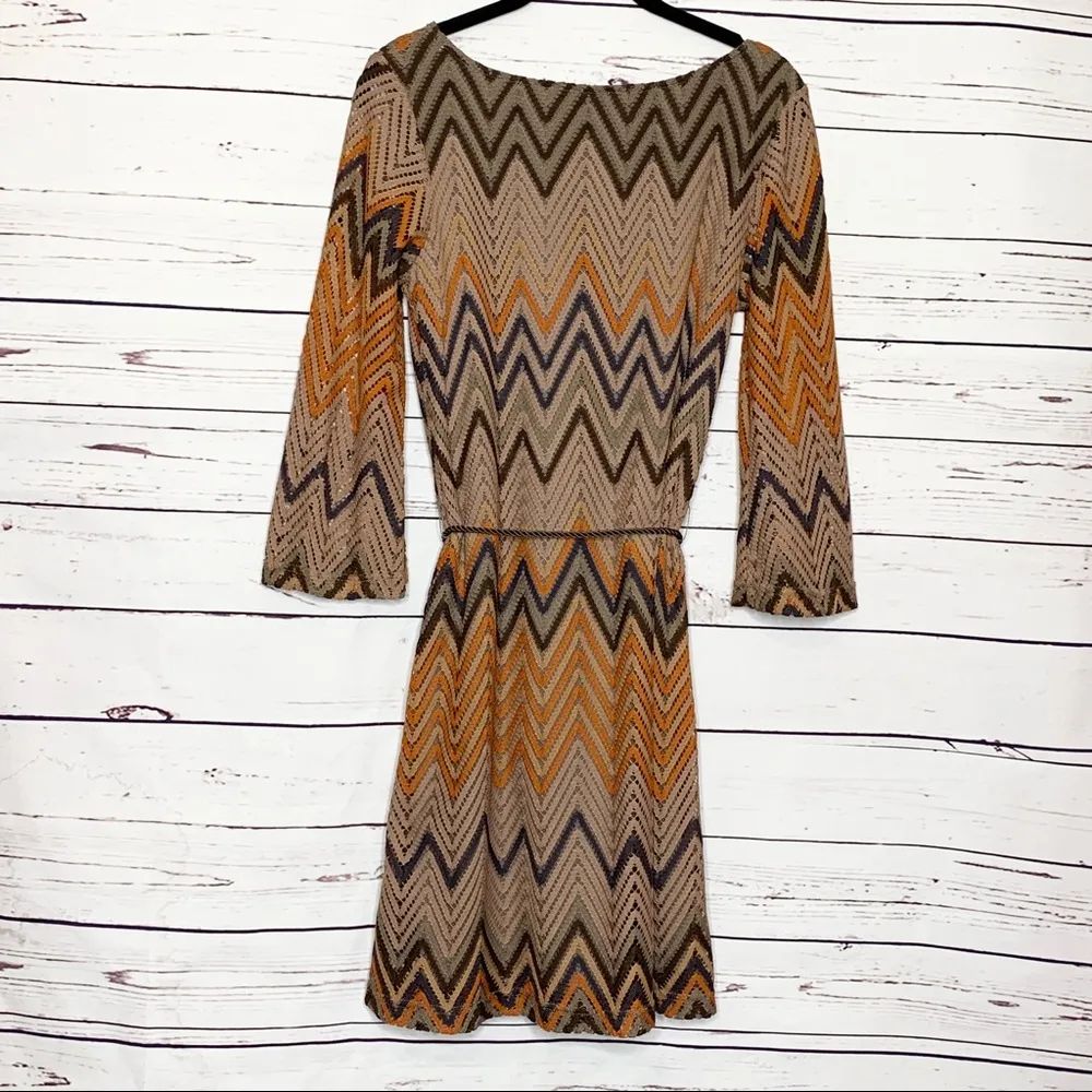 Sharagano Brown & Tan Boho Chevron Long Sleeve Belted Shift Dress Size 4 Small - Image 6