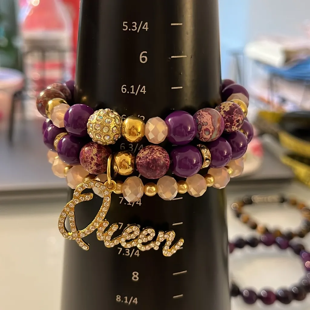 Gemstone, crystal and stainless steel and gold plated bracelets with Queen charm Purple - Image 2
