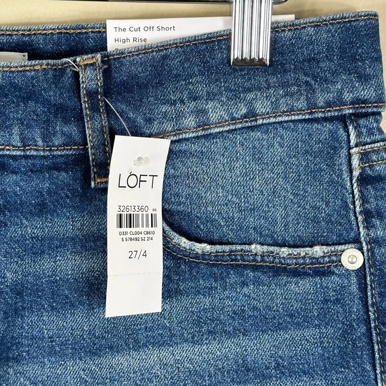 NWT Loft Denim Cut Off Shorts Womens 27 Dark Wash High Rise Raw Hem Distressed - Image 4