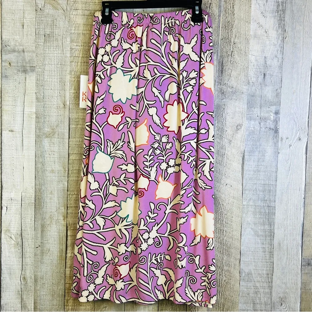 Knox Rose XS Light Purple & Cream Floral Print Skirt with 13” Slit on Fr… - Image 2