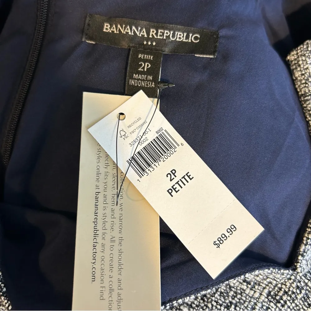 NWT Banana Republic Split Neck Short Sleeve Boucle Sheath Gray Dress Size 2 P - Image 8