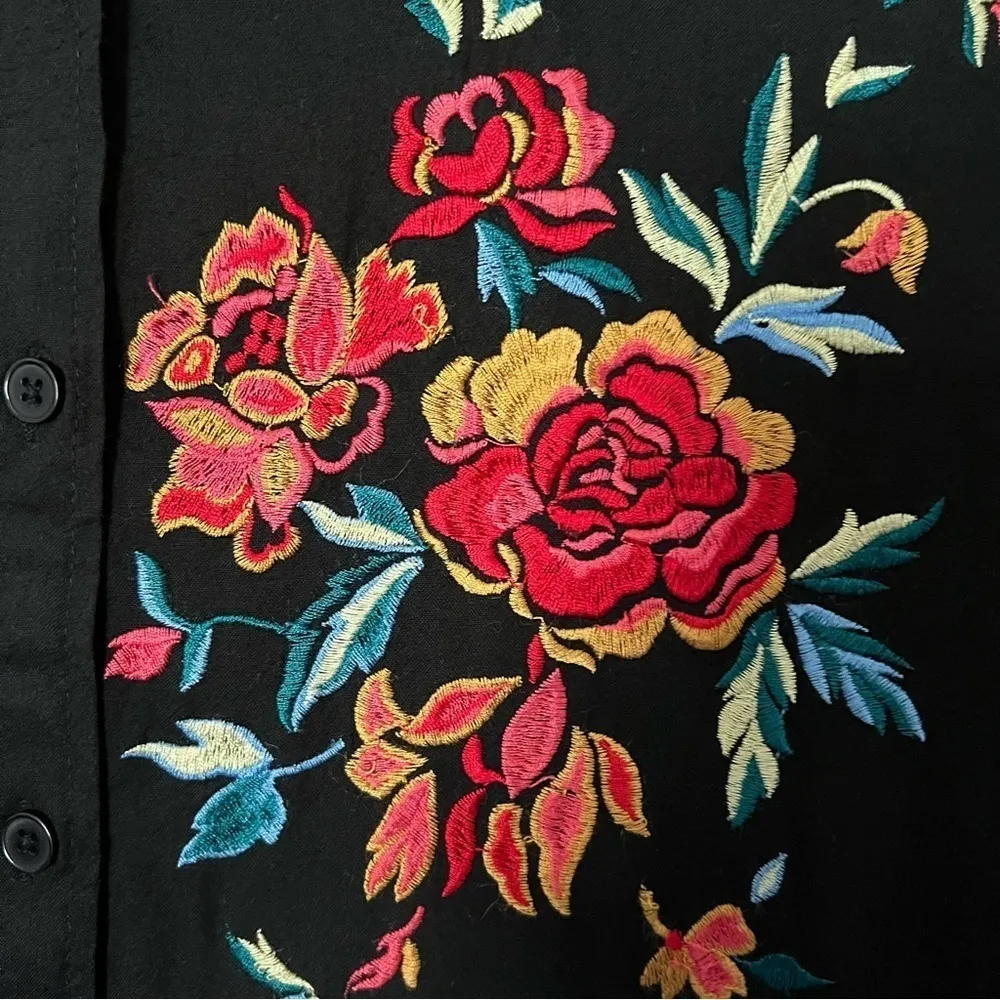 WOMAN Within floral embroidered long sleeve button down blouse size 14/16 M - Image 5