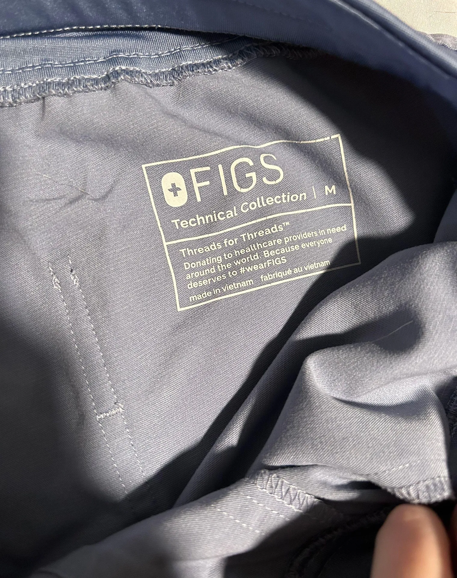 FIGS Scrubs Set - Image 4