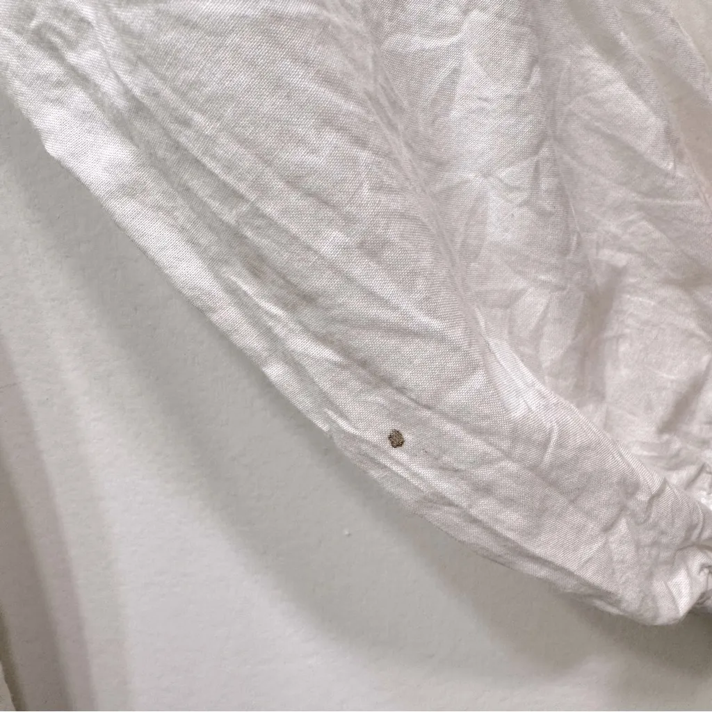 Calvin Klein White 100% Cotton Boho Popover Blouse Pleats Sequins Embroidery - Image 7