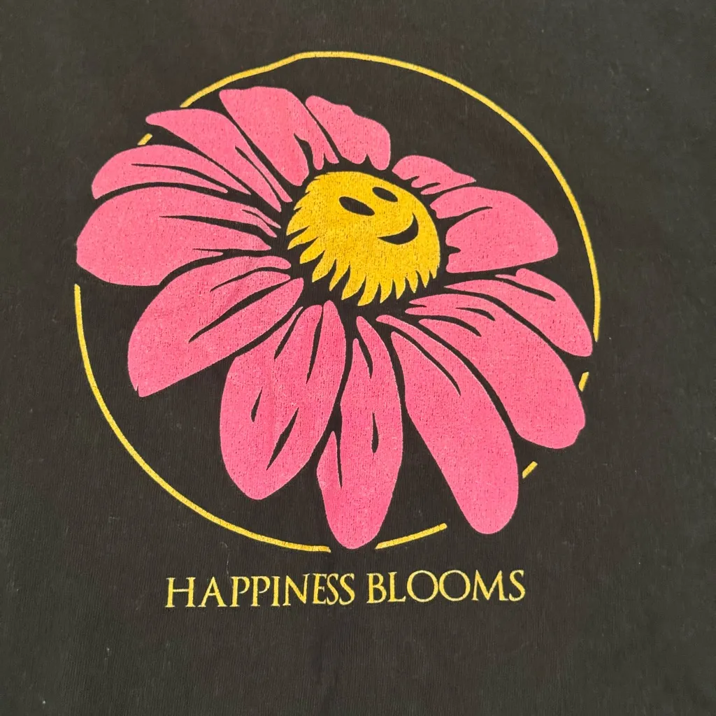 Tribal Streetwear Graphic Black T - Image 2