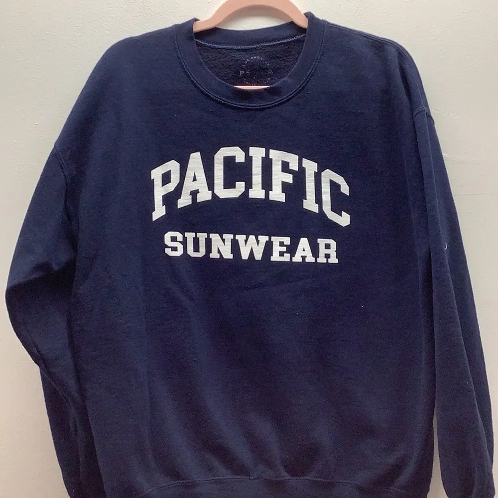 Pacifica Sunwear Size Large Blue Sweatshirt. Preloved - Image 2