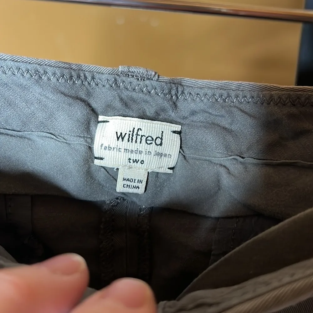 Wilfred Green Casual Shorts Size 2 - Image 4