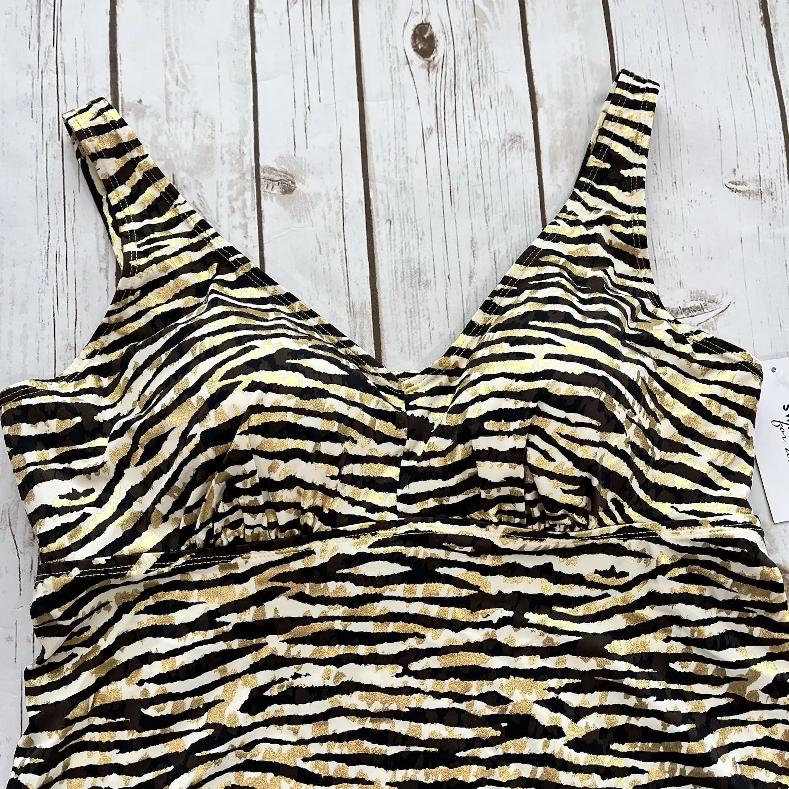 New Swimsuit for All Tankini Top Women 18 D DD Cup V Neck Swim Metallic Black - Image 4