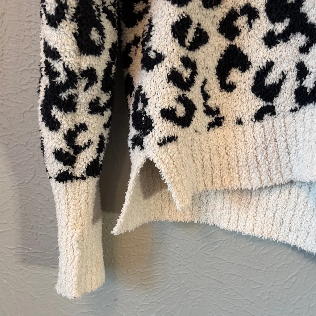 UGG Black and White Leopard Turtleneck Sweater - Image 5