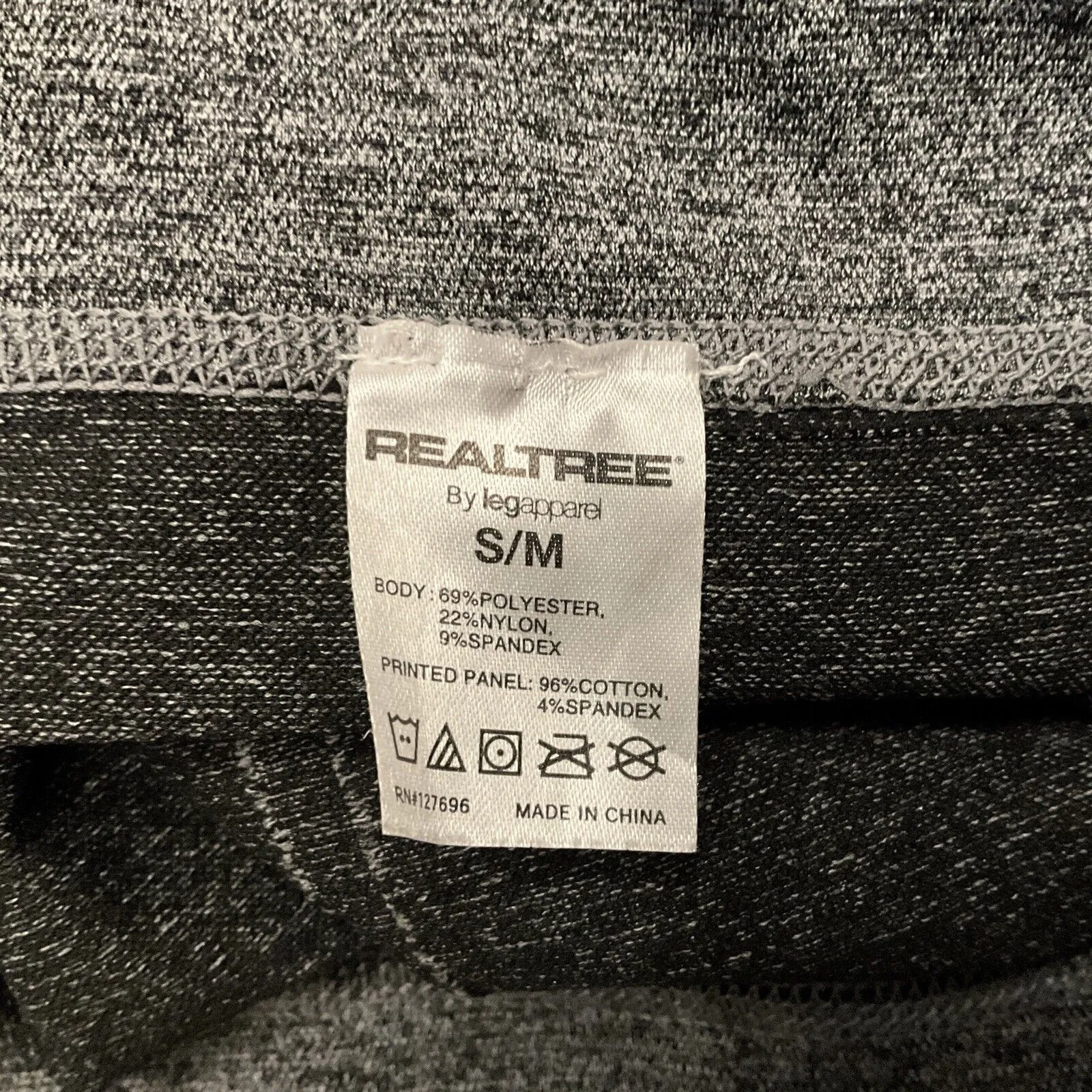 Realtree Camo Women's Cropped Legging Heather‎ Gray Green Camo Pink Accents S/M - Image 5