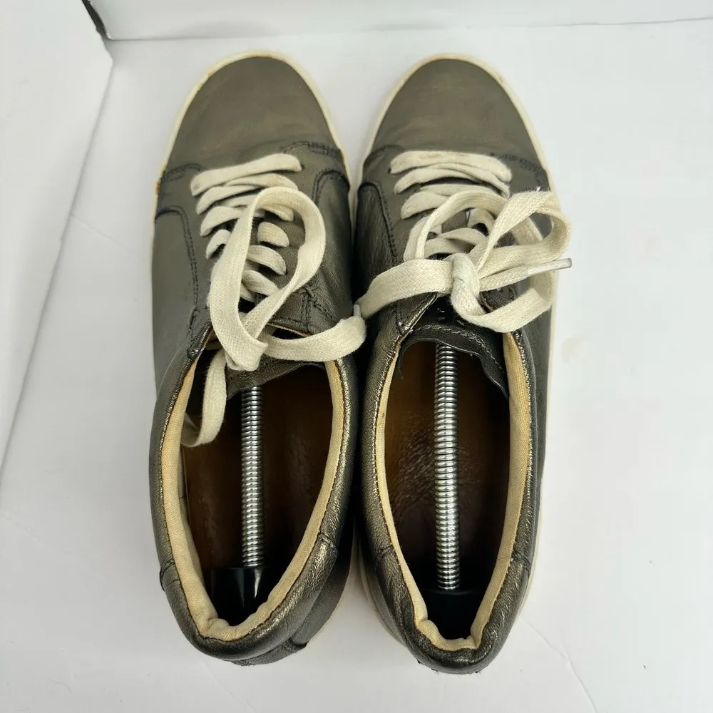 Frye Womens Size 8.5 Kerry Low Top Metallic Gold Pewter Leather Sneakers Shoes - Image 13