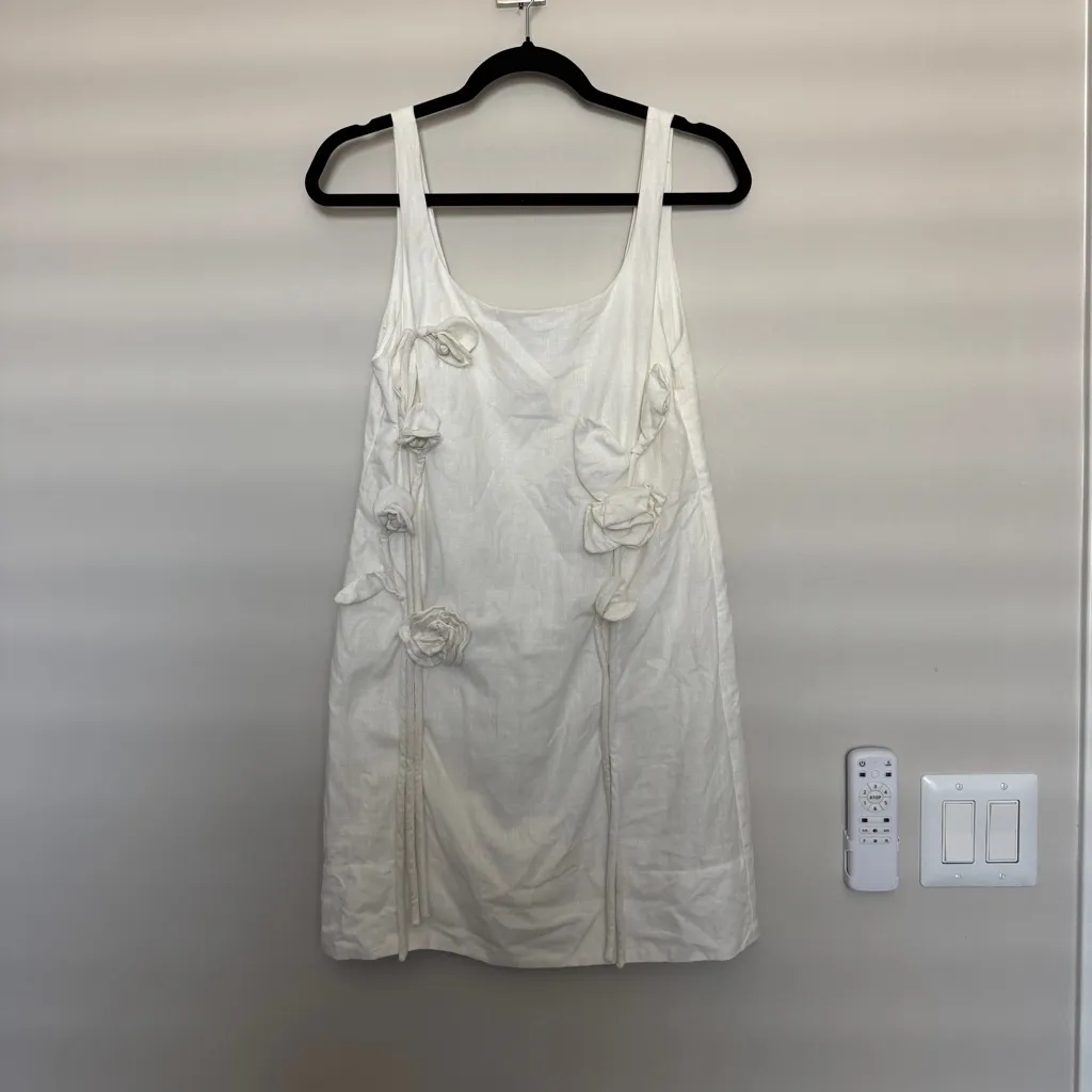 Farm Rio 3D Floral Linen Mini Dress Size Small White - Image 3