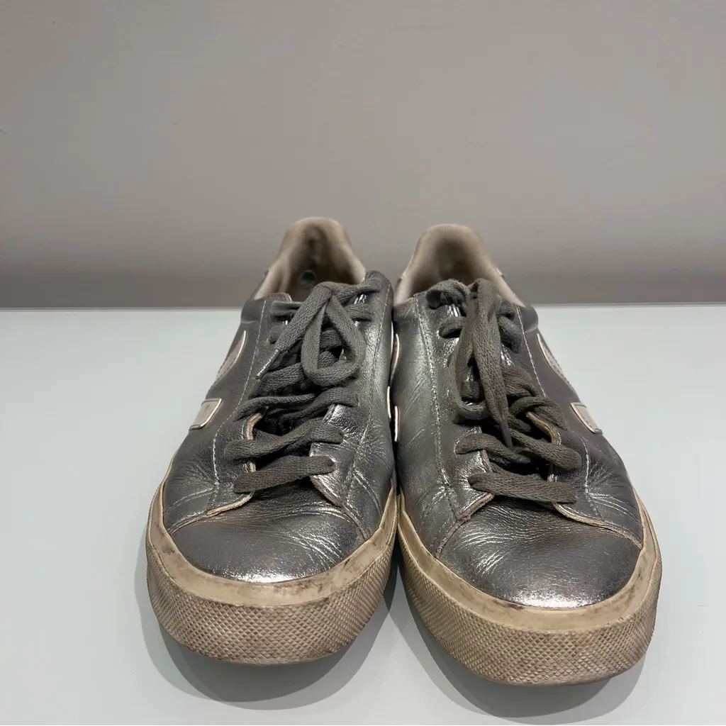Veja Campo Bicolor Metallic Low-Top Sneakers - Image 2