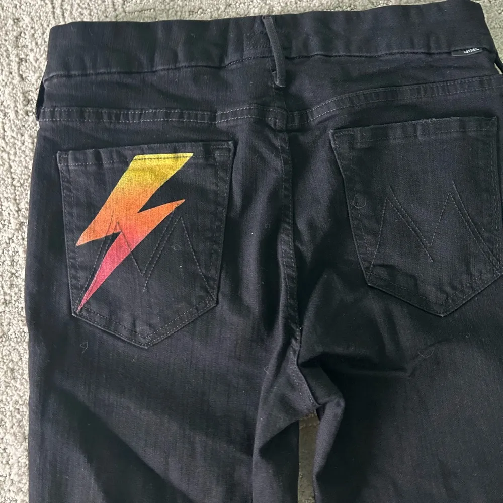 MOTHER jeans Size 27 - Image 4