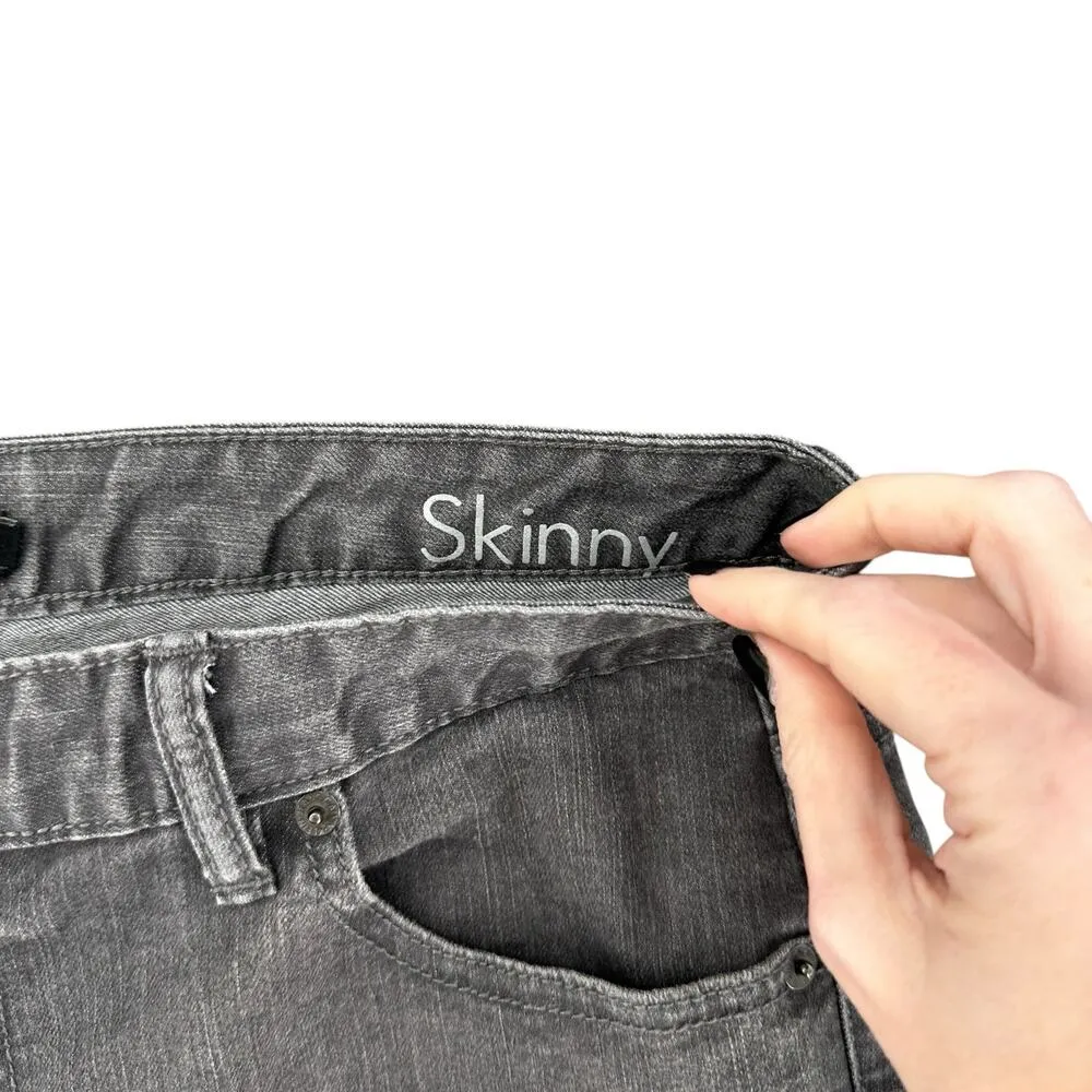 Vintage Y2K Calvin Klein Black Denim Jean Shorts Cuffed 12 Petite Cotton Blend - Image 3