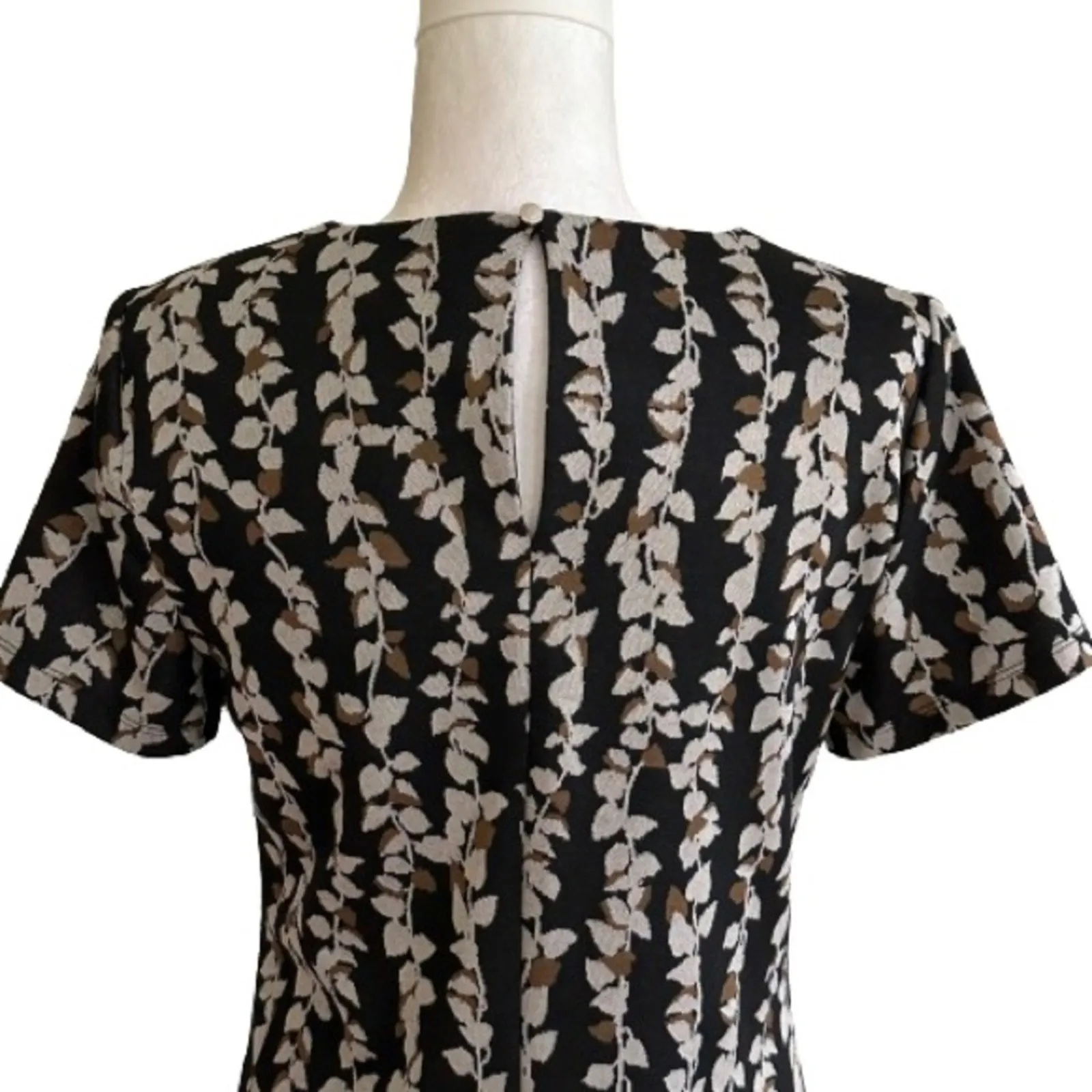Tommy Hilfiger Dress Black Tan Leaf Print Short Sleeve Casual Shift Size 8 NWOT - Image 6