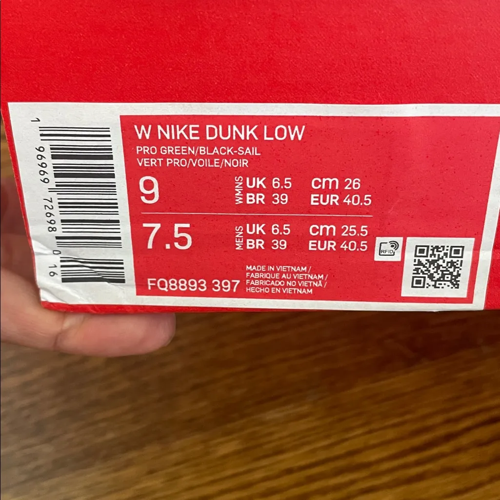 NIB Nike Dunk Low - Green Snake - Pro Green Black Sail - Size 9 - Image 7