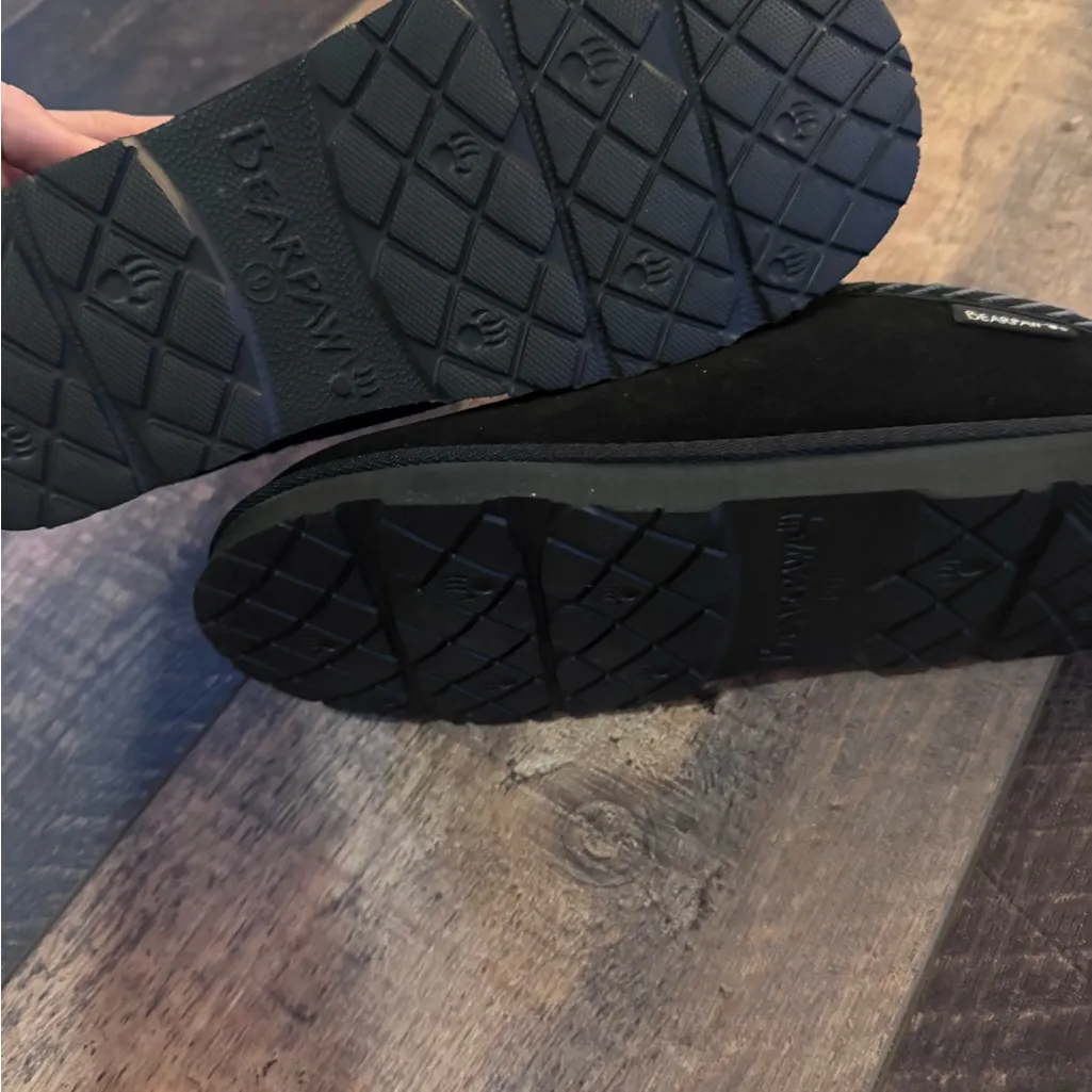 Bearpaw Women’s Suede Slippers Black US 9 Faux Fur Lined Cozy Indoor Outdoor - Image 6