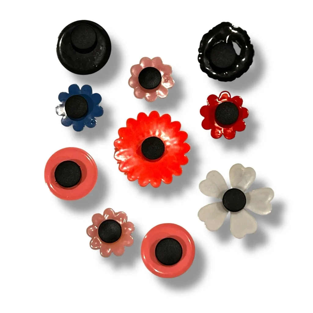 10 pc Hippie Flower Power Daisies Peace Sign Smiley Face Shoe Charm Set G - Image 3