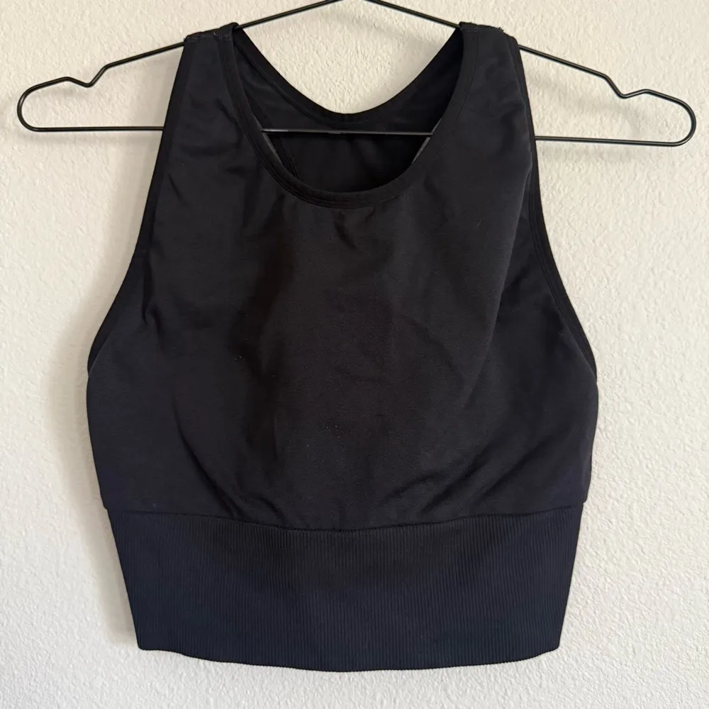 Victoria’s Secret | PINK Sport Black Sports Bra Cropped Tank. Size XL - Image 2