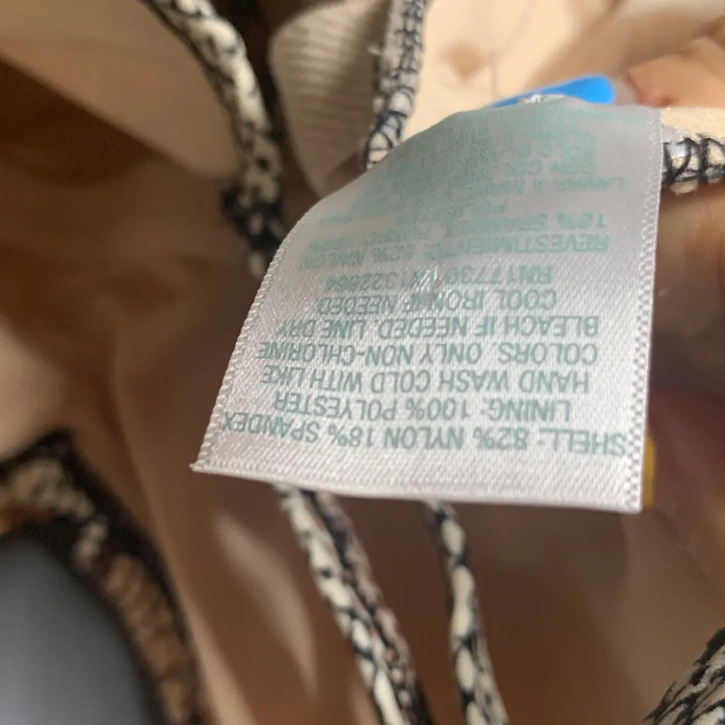 NWT KONA SOL Side-Cinch Medium Coverage One Piece Swimsuit, Animal Print Size M - Image 8