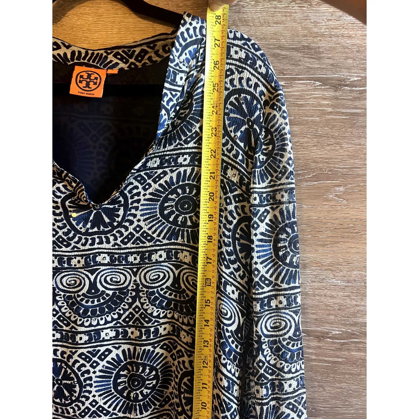 Tory Burch Blouse size 8 blue Silk Geometric beaded V Neck - Image 8