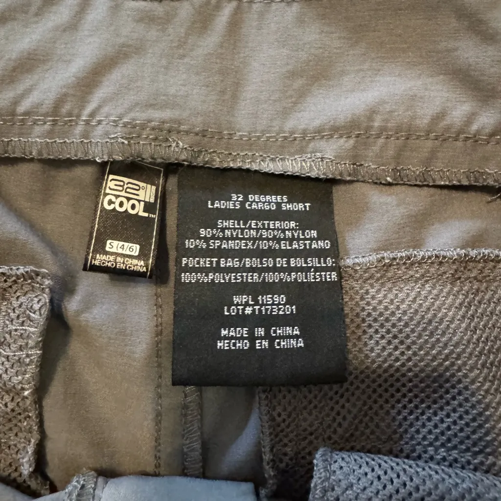 32 Degrees Ladies Grey Lightweight Cargo Short - Image 4
