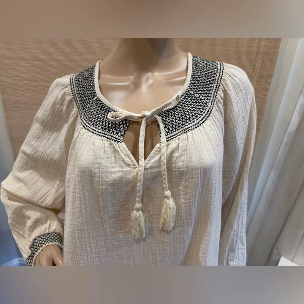 Wonderly  Cream Dress with Black Details - Image 2