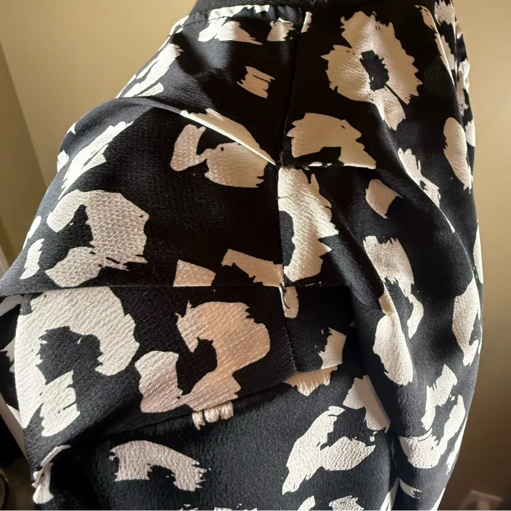 Primark Monochrome Animal Print Blouse - Image 4