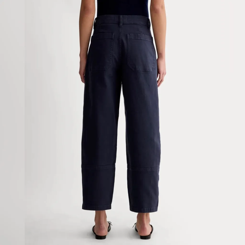 Everlane The Utility Barrel Pant in Navy, Size 12 - Image 4