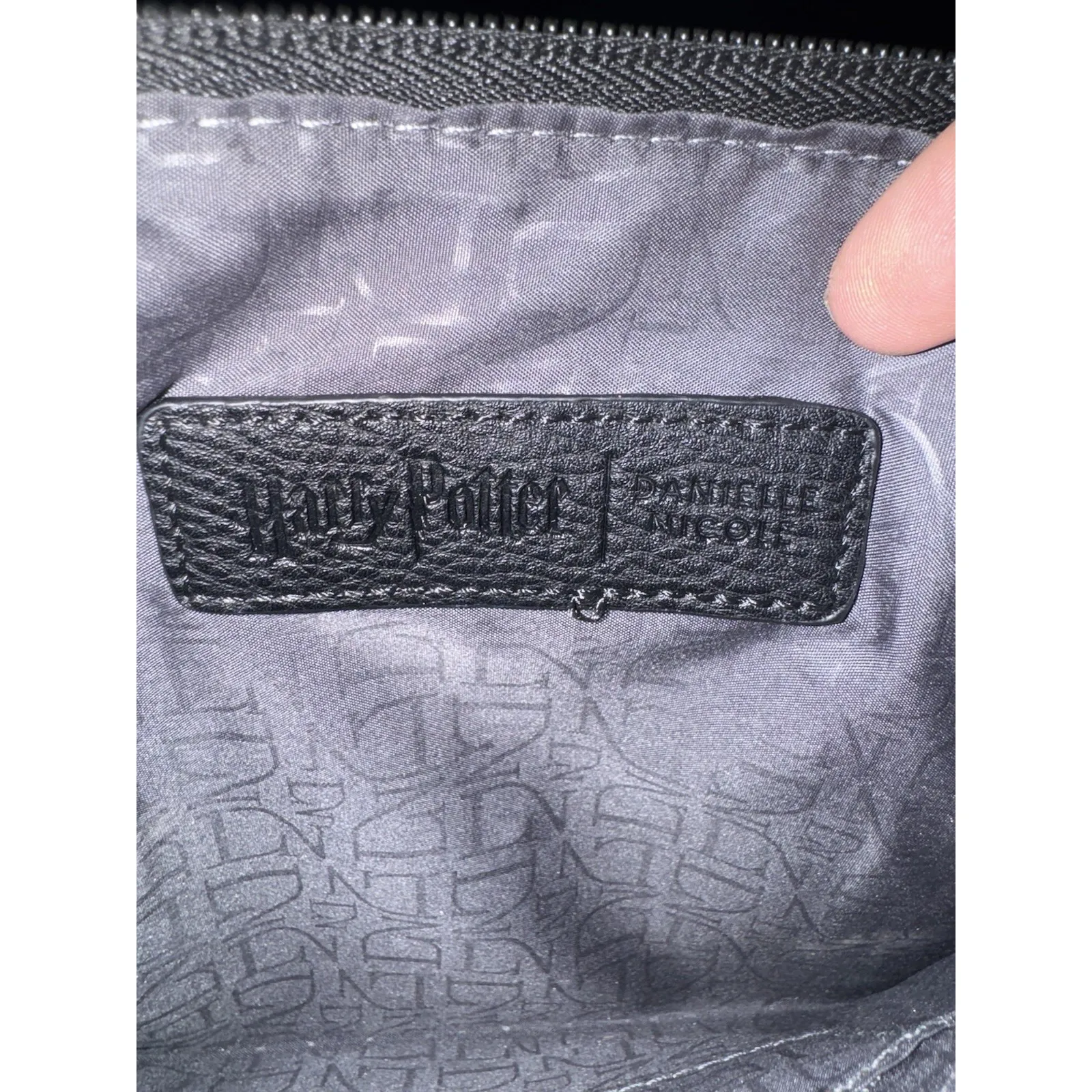 Harry Potter Gryffindor House Crossbody Bag - Image 8